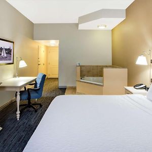 King Studio Suite Whirlpool Non-Smoking